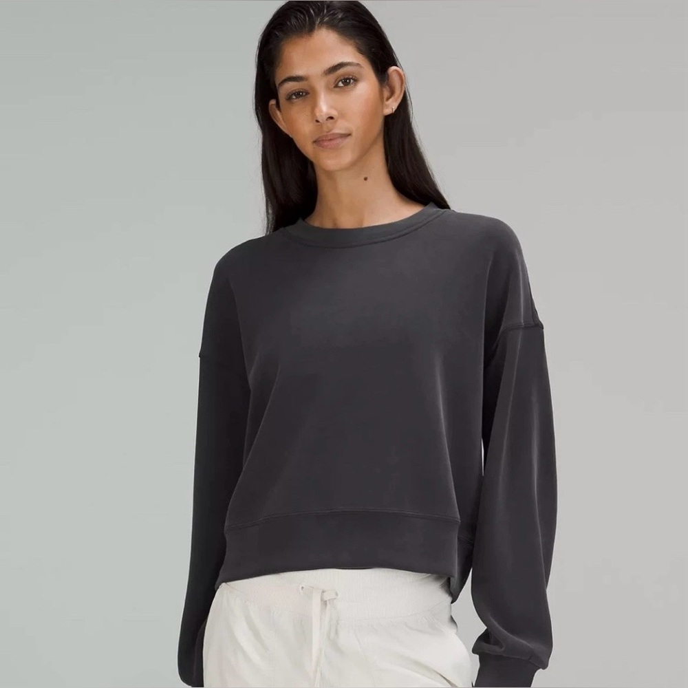 Lululemon “Softstreme” Cropped Oversized Ribbed Crewneck